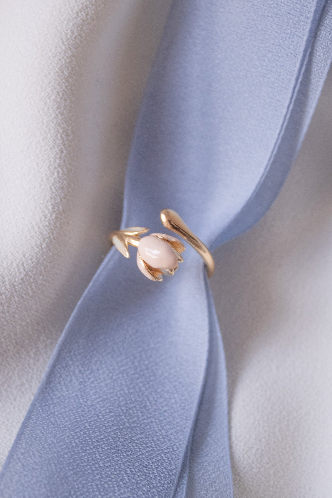 Anello Tulipano Singolo aperto sopra