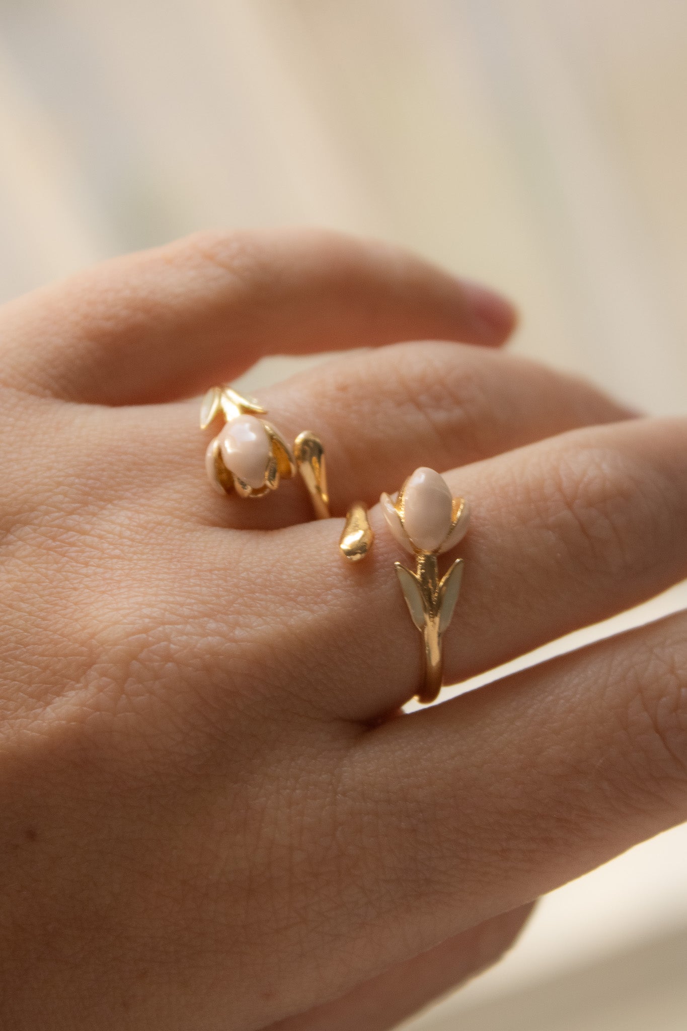 Anello Tulipano Singolo aperto sopra