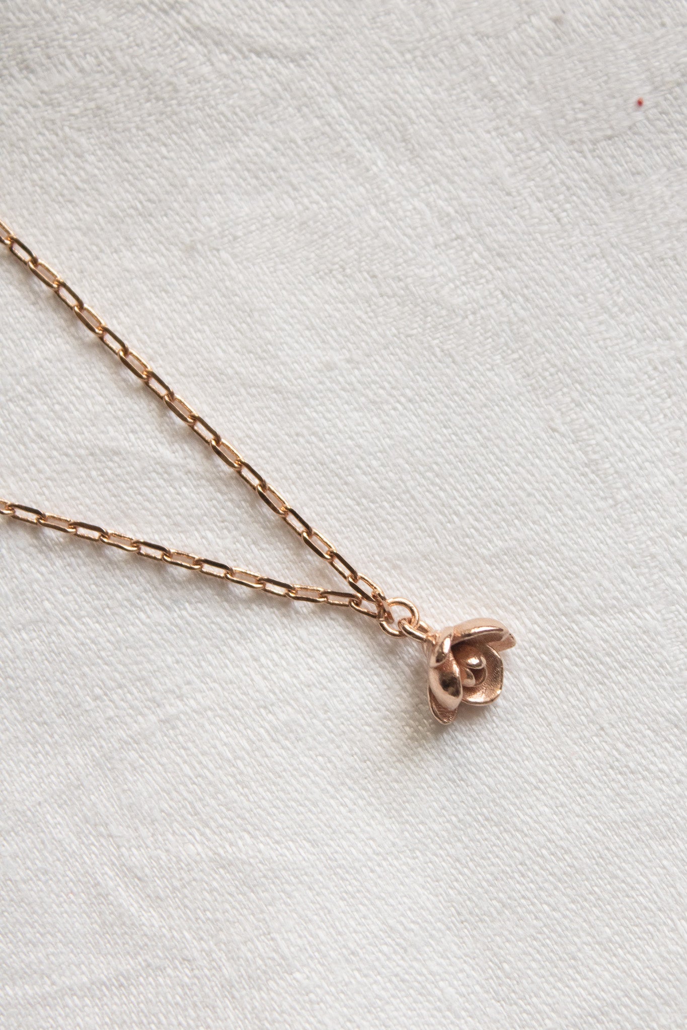 FINE SERIE: Collana Magnolia