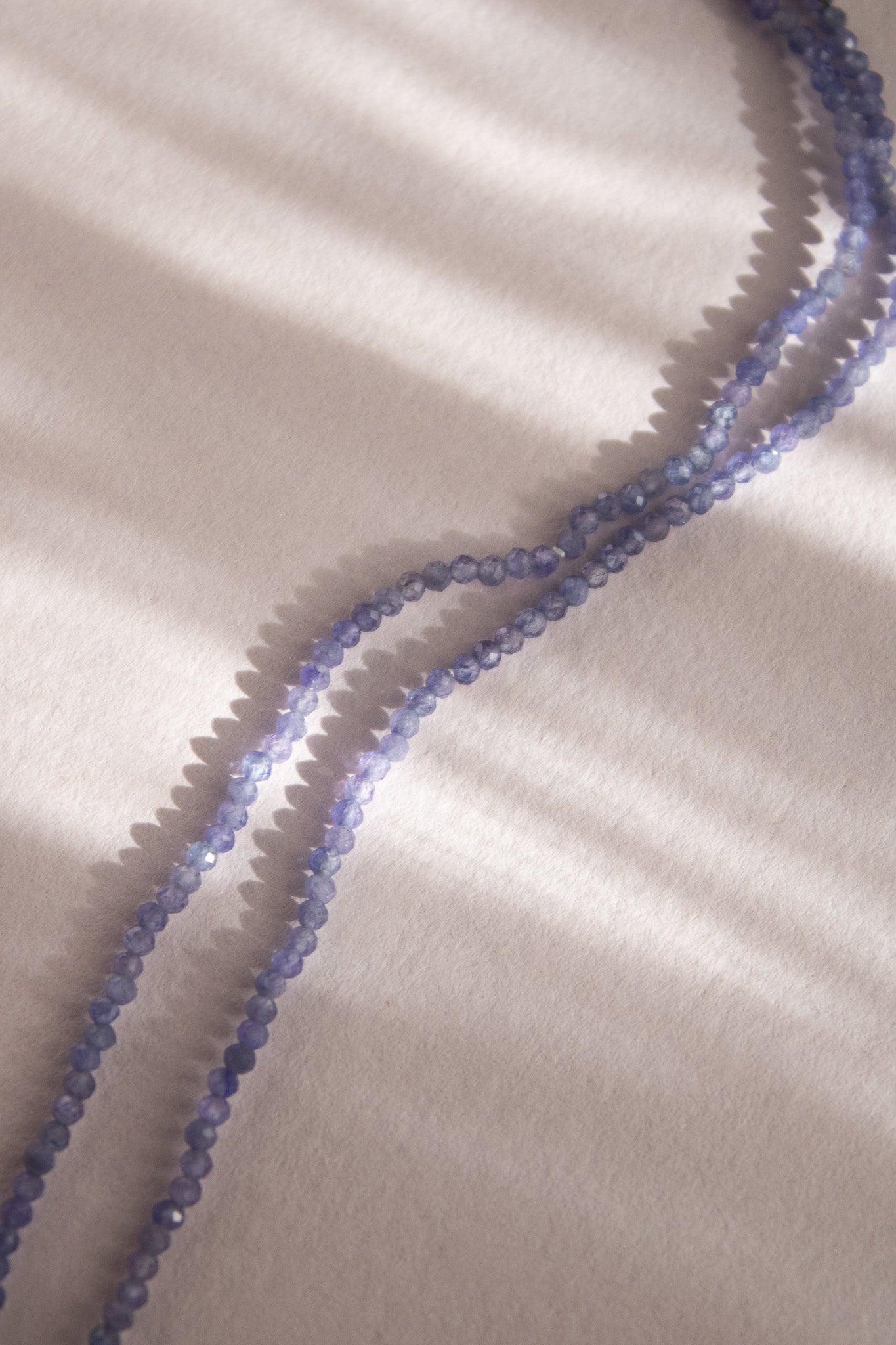 Collana in tormaline blu indaco con o senza ciondolo Mirtillo della Prosperità