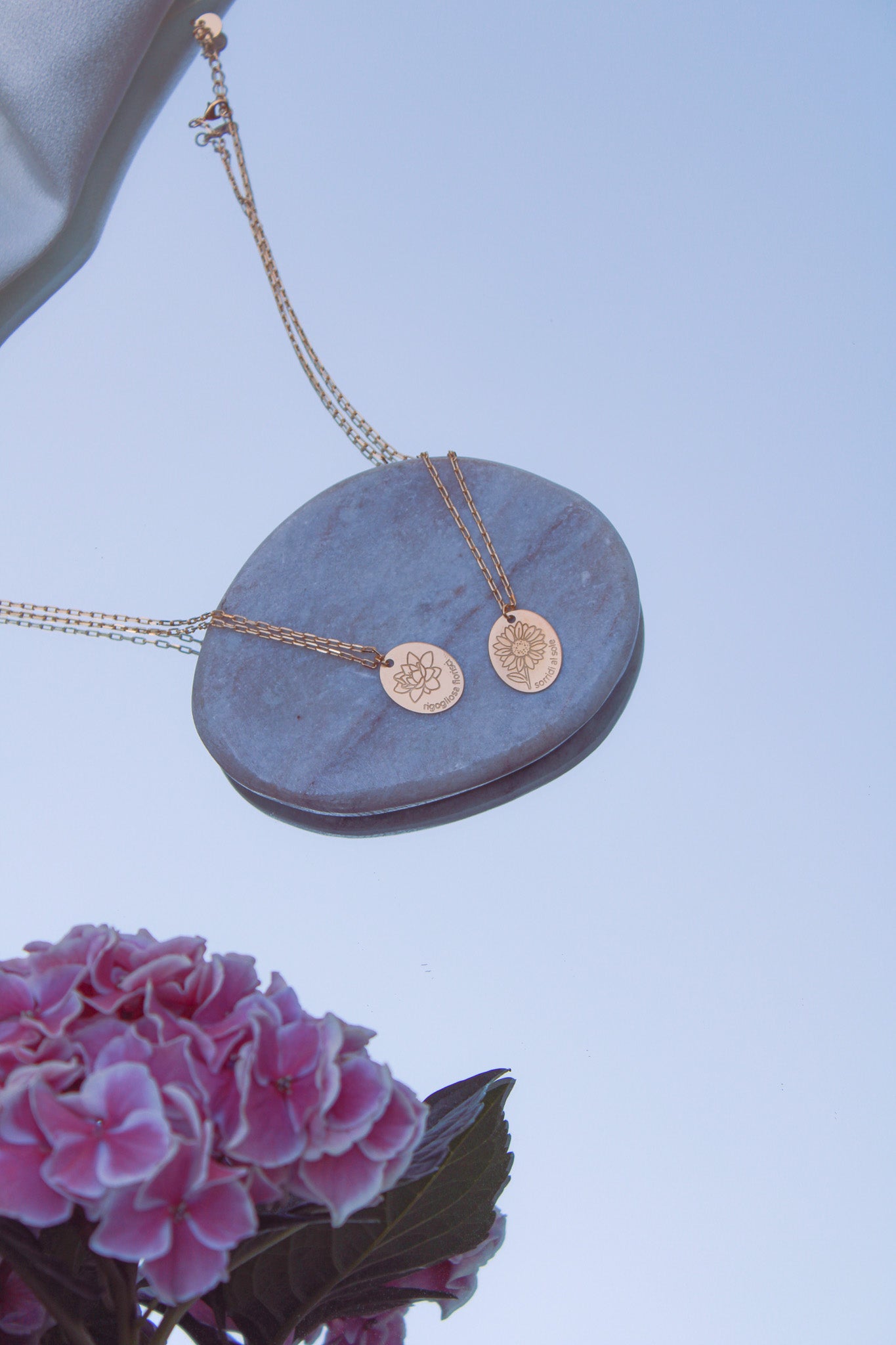 Collana Viola del pensiero - Abbraccia i tuoi sogni - Febbraio