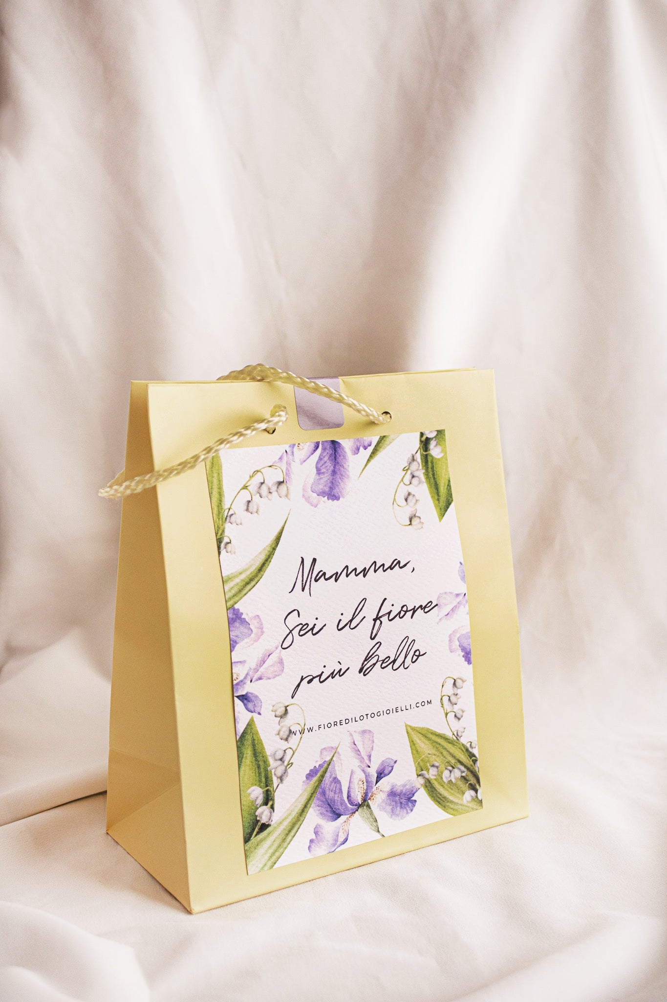 Box Mamma "Sei il fiore più bello" - Collana Fiore del mese