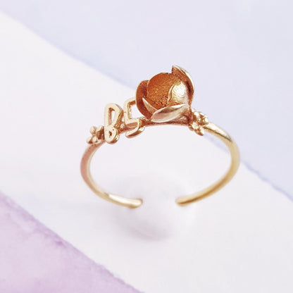 Anello personalizzato con iniziali e fiore in 3d