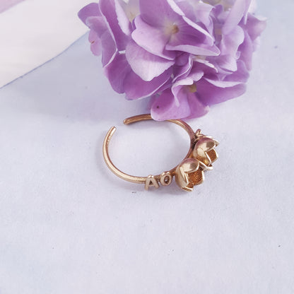 Anello personalizzato con iniziali e fiore in 3d