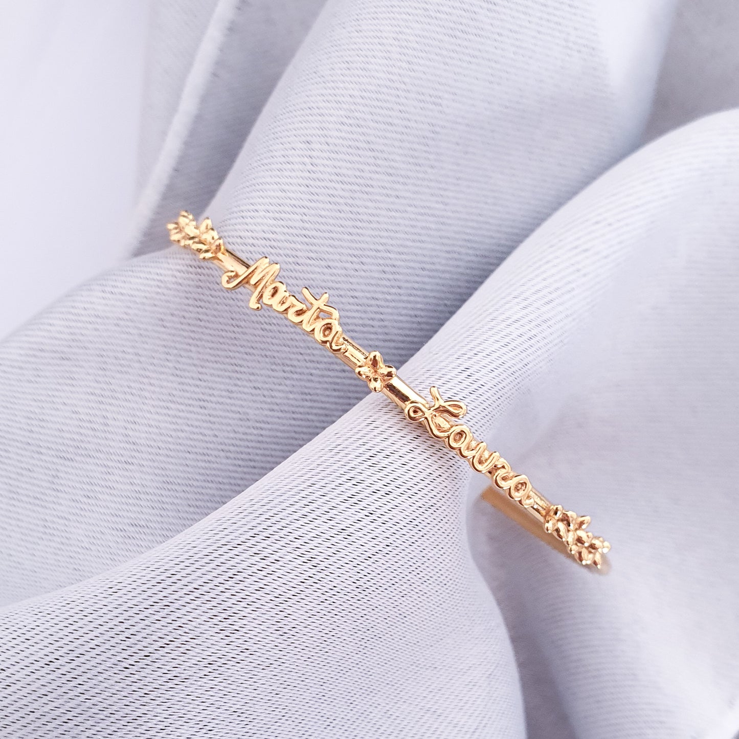 Bracciale Floreale con Nome o Frase Personalizzato