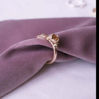 Anello personalizzato con iniziali e fiore in 3d