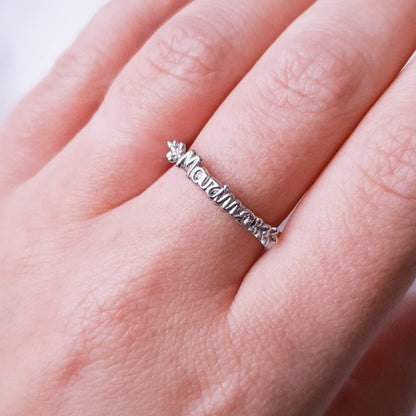 Anello personalizzato con nome e coroncina di fiori