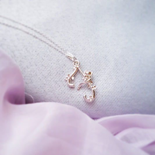 Collana "Fleurinome"  - Iniziale Floreale